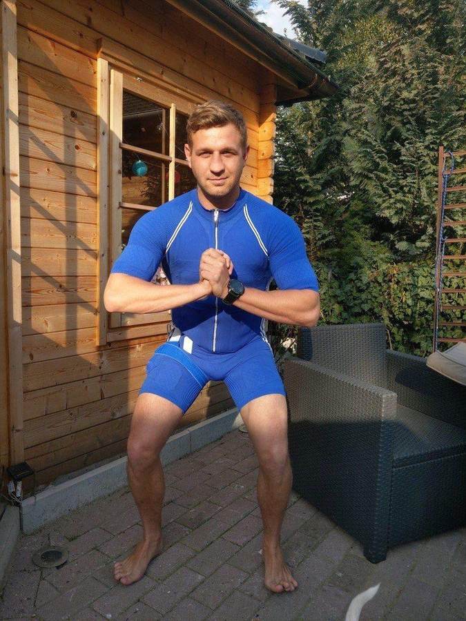 Marcel Schinske im EMS-Anzug